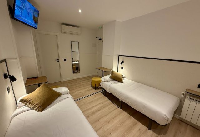 HABITACIÓN FAMILIAR MADRID 2