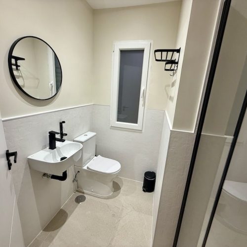 Habitación familiar con balcón