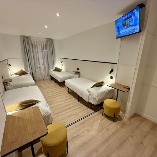 Habitación familiar con balcón